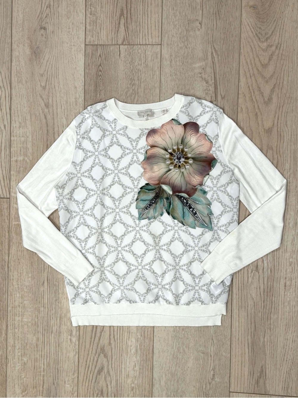 Ted Baker Women’s Lightweight Floral White Long Sleeve Blouse Size 4 (US 10 L)